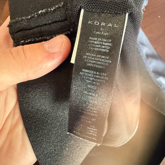 KORAL Sweeper Versatility Sports Bra in Midnight Blue Black Size Small - Picture 4 of 5